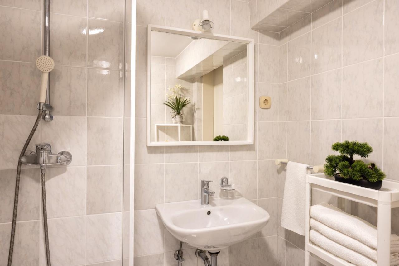 Apartments Ladka เบกุนเย นา โกเรนิสเคม ภายนอก รูปภาพ